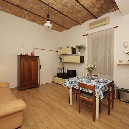 Casa Dalu A Roma Nel Cuore Di Ostia Antica Exteriör bild