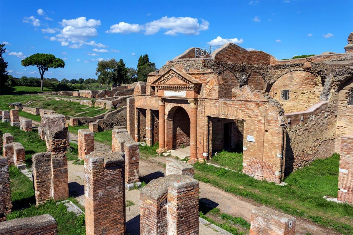 Casa Dalu A Roma Nel Cuore Di Ostia Antica Exteriör bild
